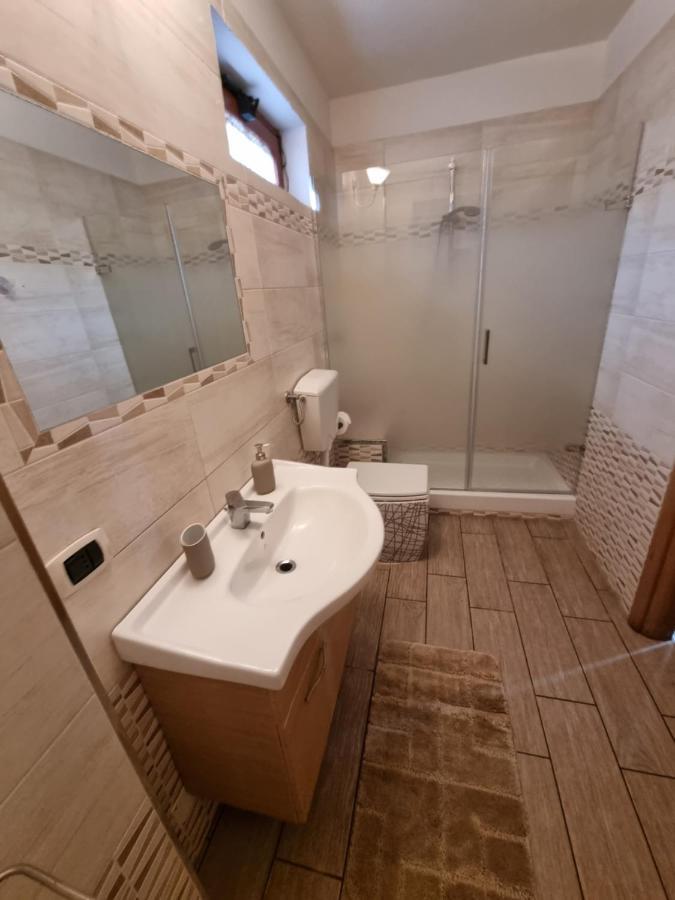 Villa Sweery Santa Maria a Vico Екстериор снимка